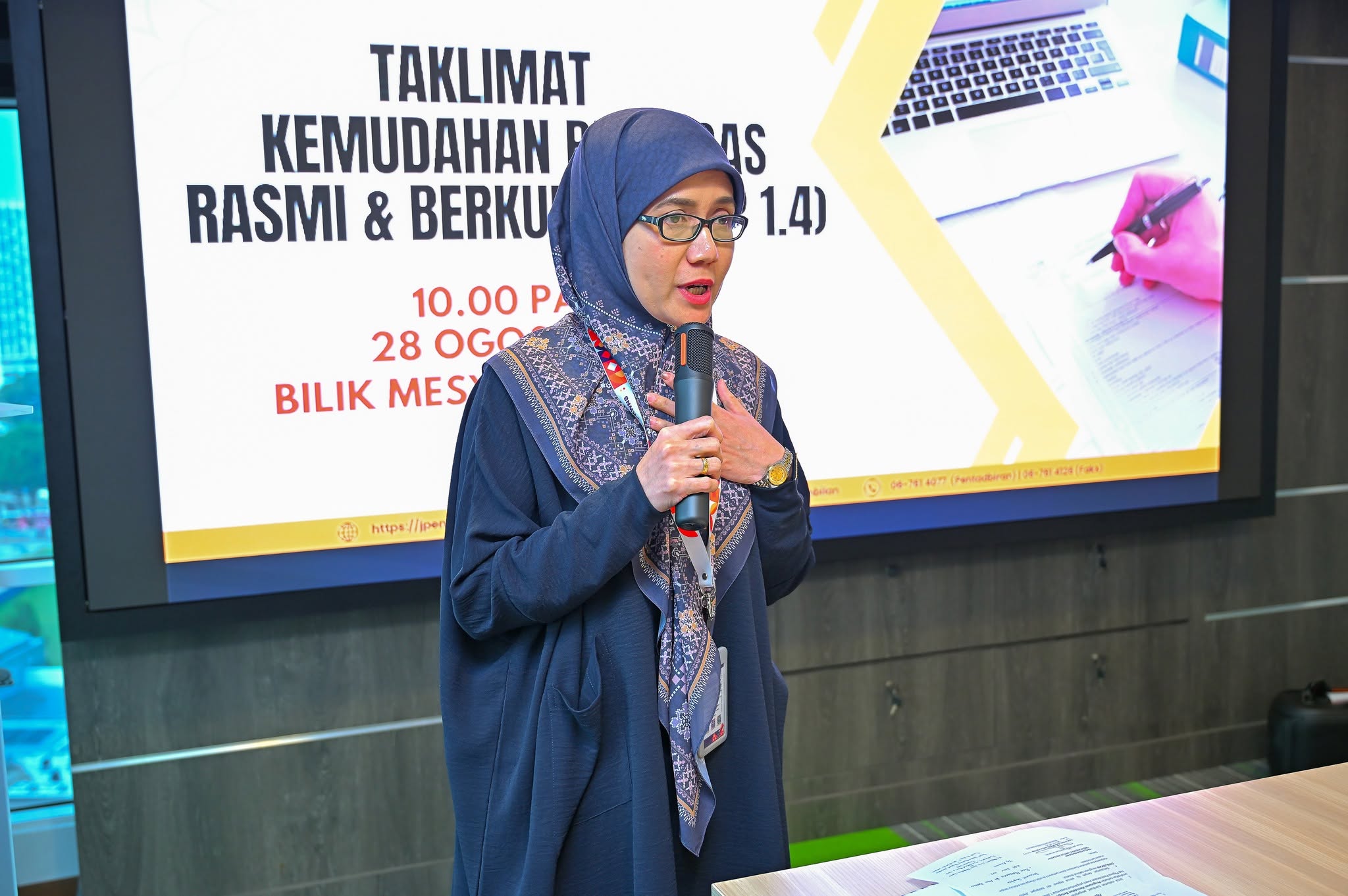 TAKLIMAT KEMUDAHAN BERTUGAS RASMI DAN BERKURSUS (WP 1.4)